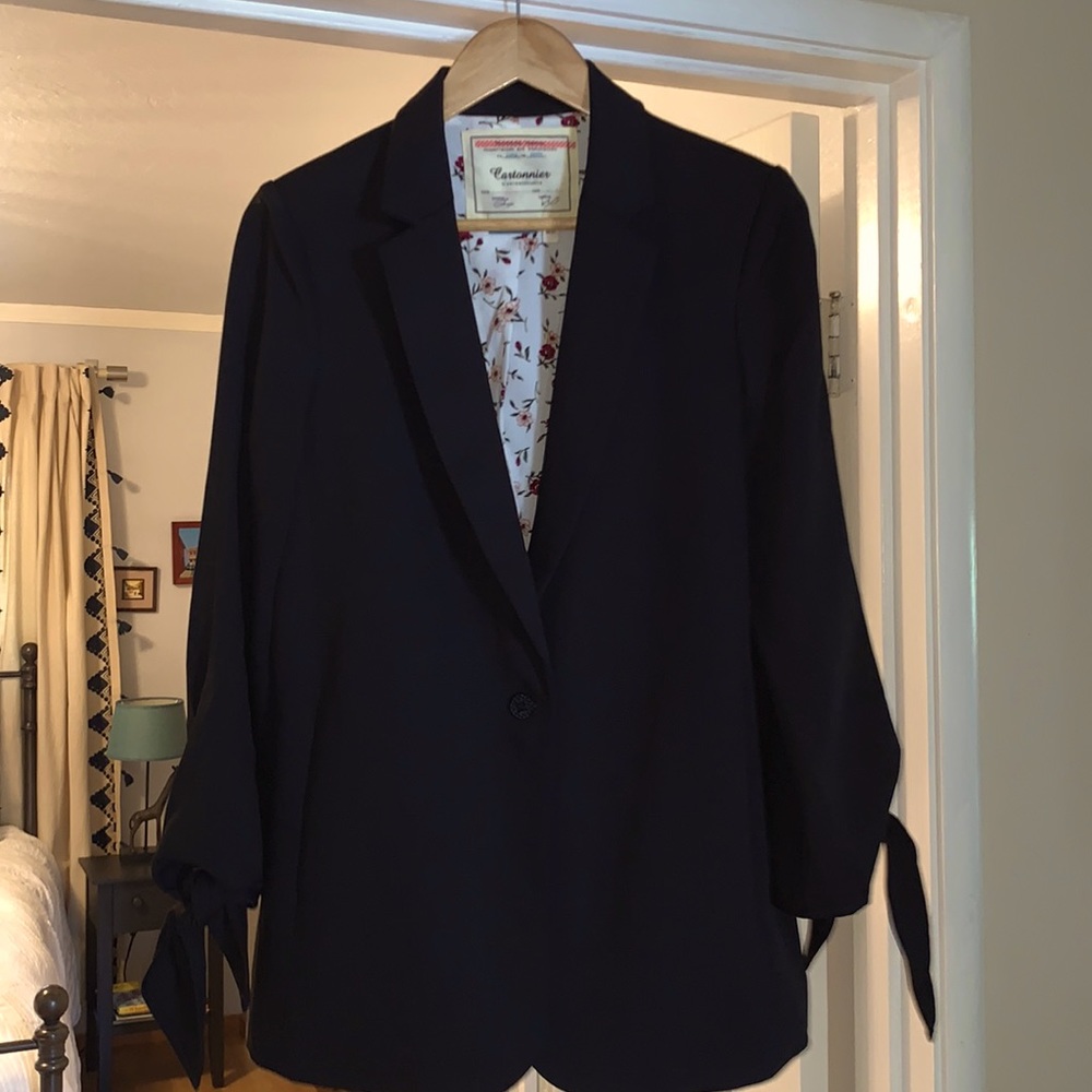 Cartonnier by Anthropologie blazer w/ tie sleeves